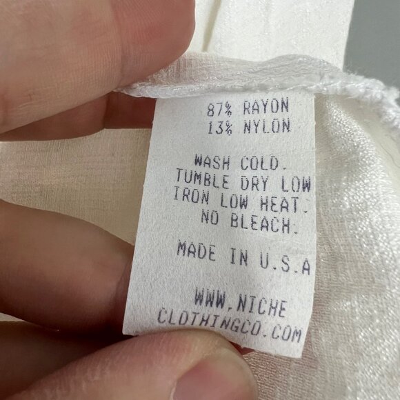 Niche Nilgun Derman Asymmetrical Lightweight Top Size L White Flowy Shirt - Picture 5 of 7